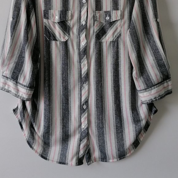 Eden & Olivia Maternity Womens Multicolor Roll Tab Sleeve Blouse Top Size XL - Picture 3 of 8